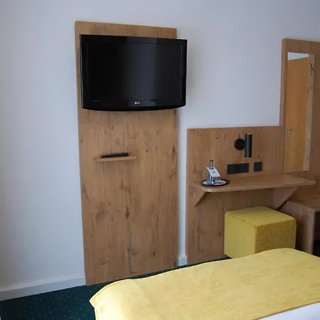 Am Markt Hotel 3*